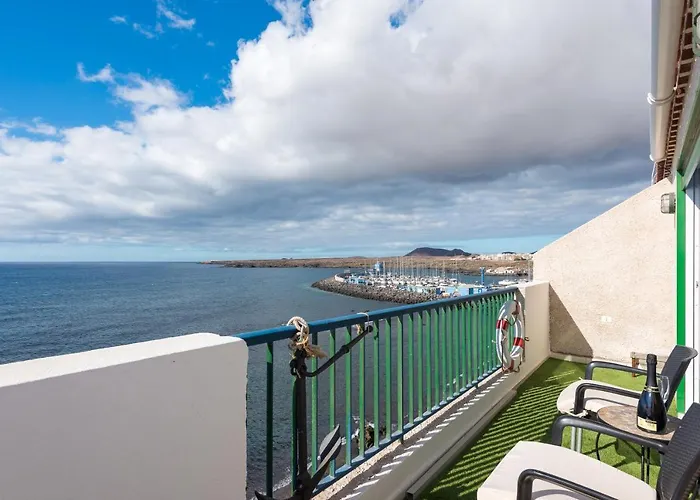 Home2book Sea Front Attic Galletas