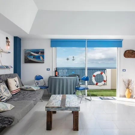 Home2book Sea Front Attic Galletas *