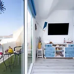 Home2book Sea Front Attic Galletas *