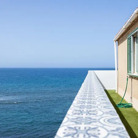 아파트 Home2book Sea Front Attic Galletas