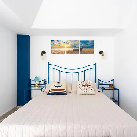 아파트 Home2book Sea Front Attic Galletas *
