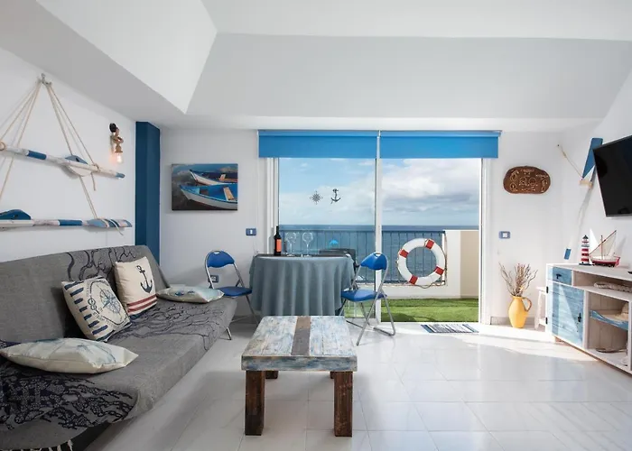 Home2book Sea Front Attic Galletas *